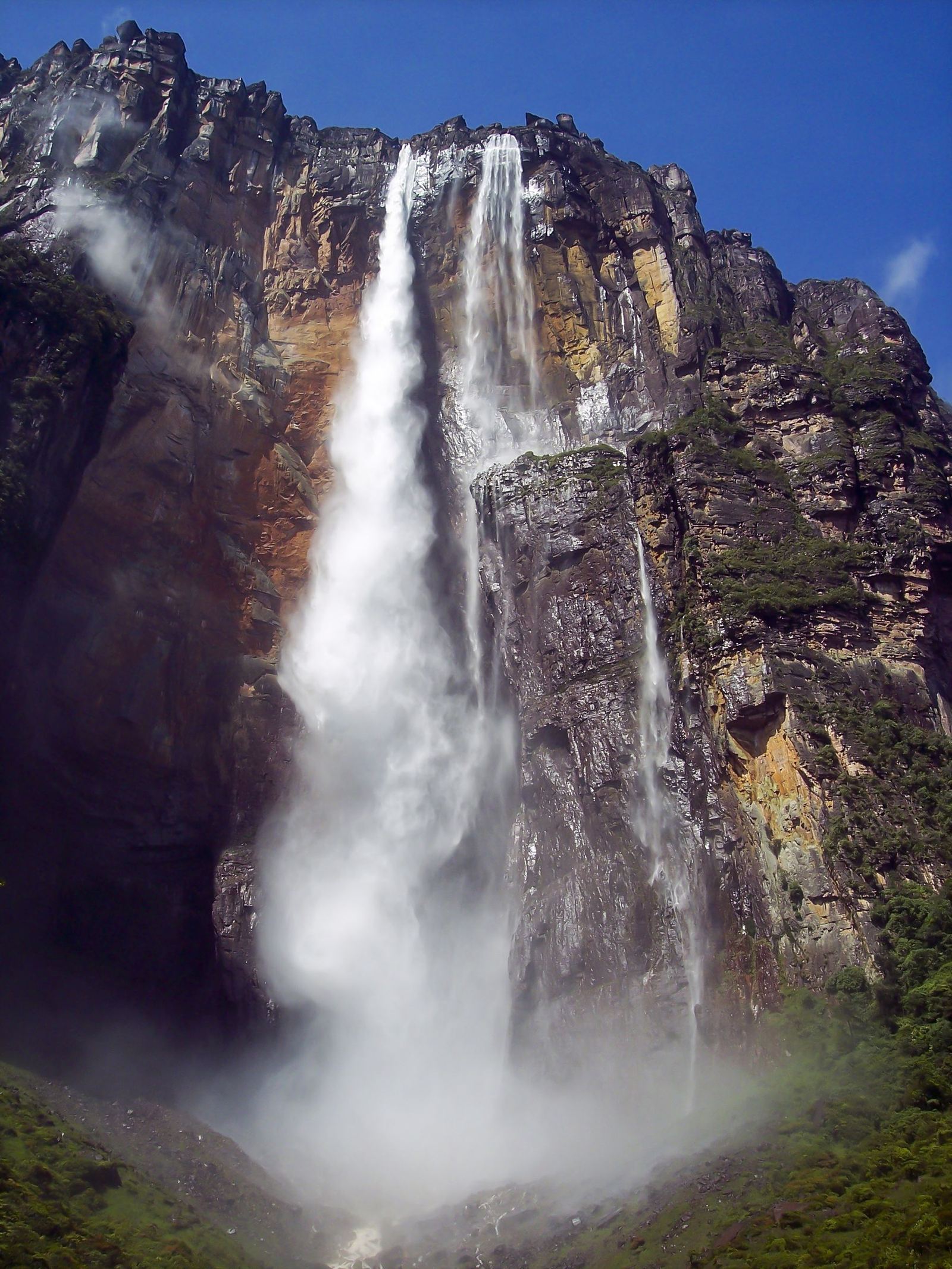 Salto Ángel, Canaima